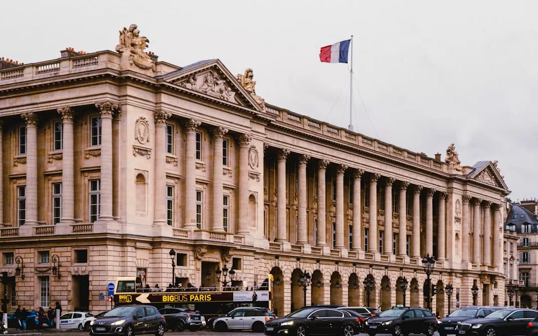 How to Experience Paris Like a Pro Without Breaking the Bank